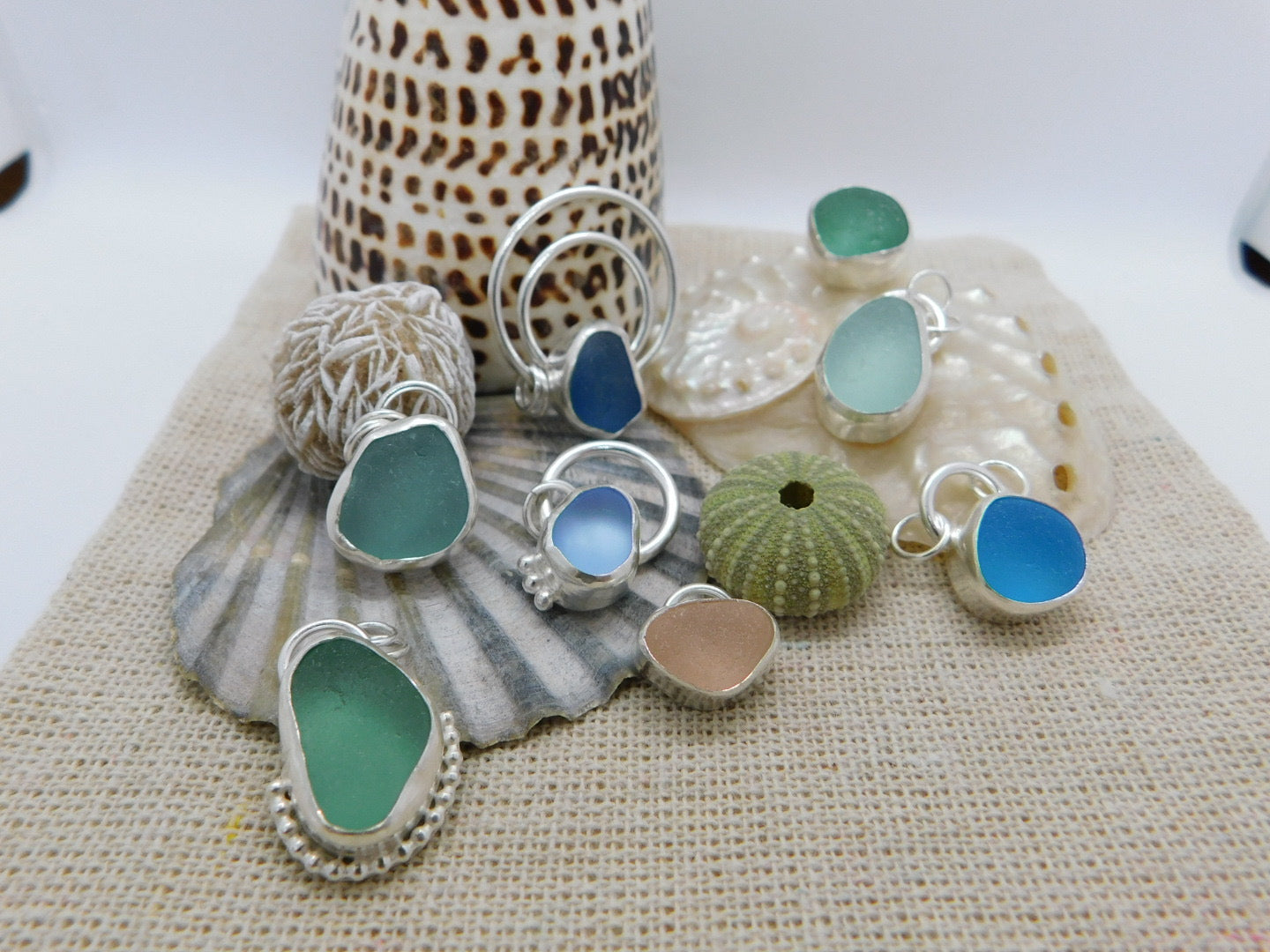 SEAGLASS DISK FISHING LINE NECKLACE