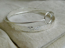 Load image into Gallery viewer, Chunky Interlocking Sterling Silver Bangle