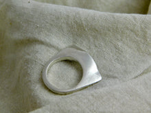 Load image into Gallery viewer, Wave Statment Sterling Silver Ring