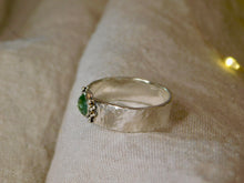 Load image into Gallery viewer, Rose Cut Labradorite Sterling Silver Ring