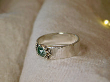 Load image into Gallery viewer, Rose Cut Labradorite Sterling Silver Ring