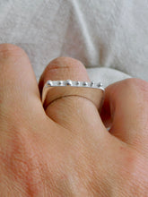 Load image into Gallery viewer, Rectangle Dot Statment Sterling Silver Ring