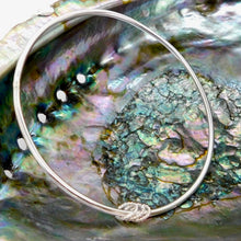 Load image into Gallery viewer, Made To Order Three Twisted Rings Sterling Silver Bangle