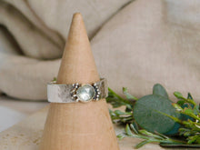 Load image into Gallery viewer, Rose Cut Labradorite Sterling Silver Ring
