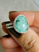 Load image into Gallery viewer, Emerald Aztec Stamped Sterling Silver Ring
