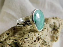 Load image into Gallery viewer, Emerald Aztec Stamped Sterling Silver Ring
