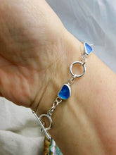 Load image into Gallery viewer, Multi Blues Sterling Silver Hoop Link Bracelet
