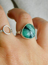 Load image into Gallery viewer, Boho Emerald Sterling Silver Ring
