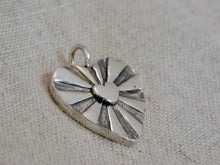 Load image into Gallery viewer, Chunky Heart Burst Sterling Silver Pendant
