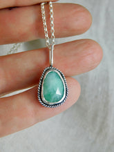 Load image into Gallery viewer, Emerald Rope Trim Sterling Silver Pendant
