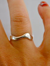 Load image into Gallery viewer, Smooth Waves Sterling Silver Ring
