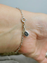 Load image into Gallery viewer, Yellow Tones Sea Glass Sterling Silver Paperclip Chain Bracelet
