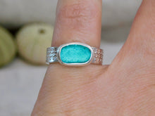 Load image into Gallery viewer, Teal Sea Glass Chunky Sterling Silver Ring
