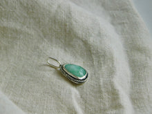 Load image into Gallery viewer, Emerald Rope Trim Sterling Silver Pendant
